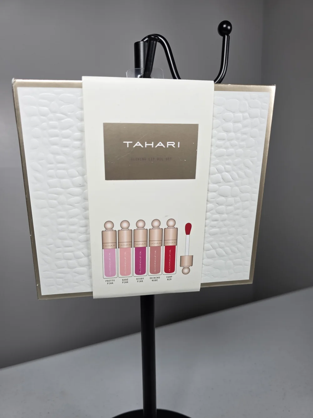 Tahari Glowing Lip Oil Set — Pick 1